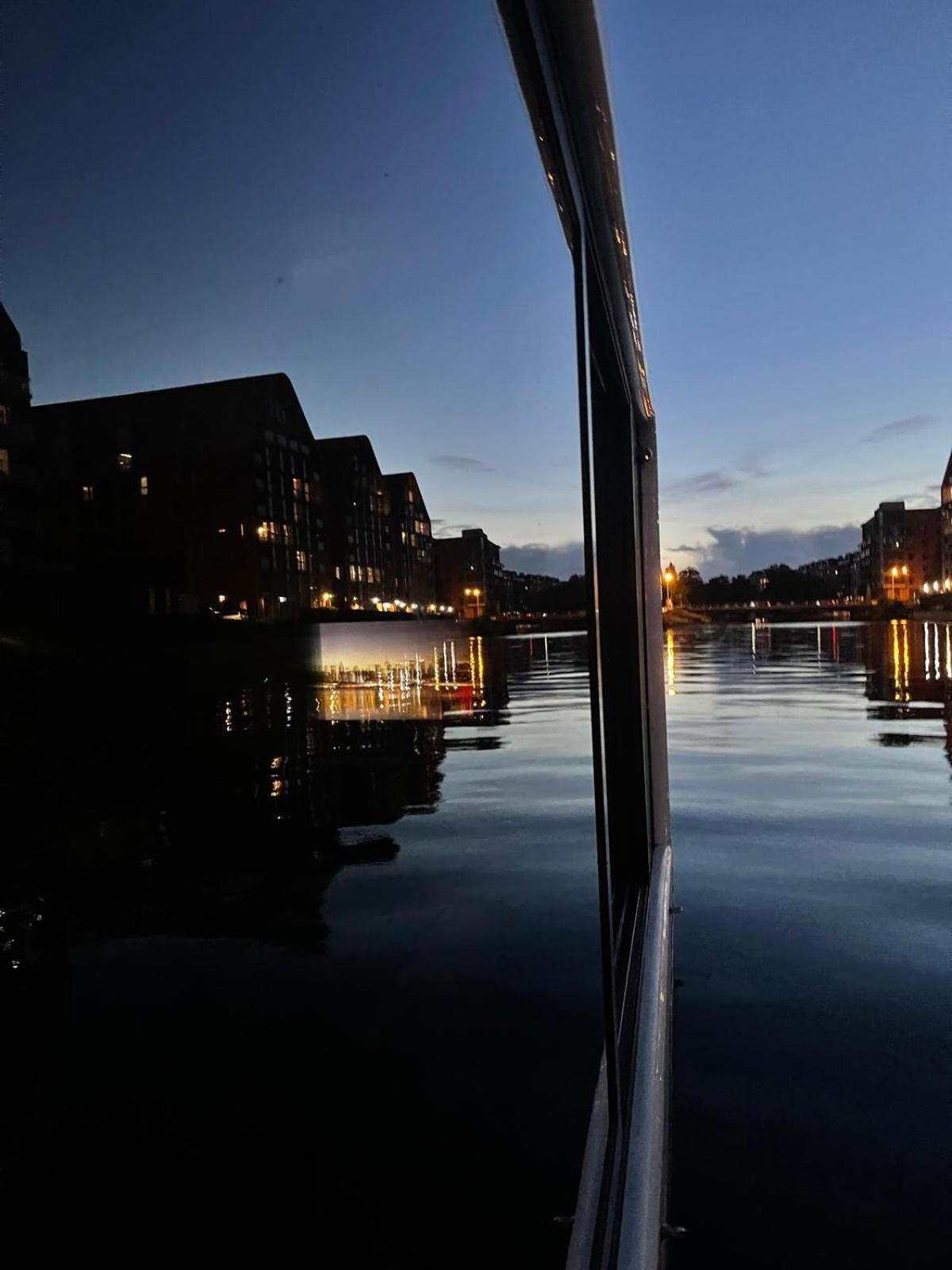 Dom na Wodzie - Flohotel Gdańsk Zewnętrze zdjęcie